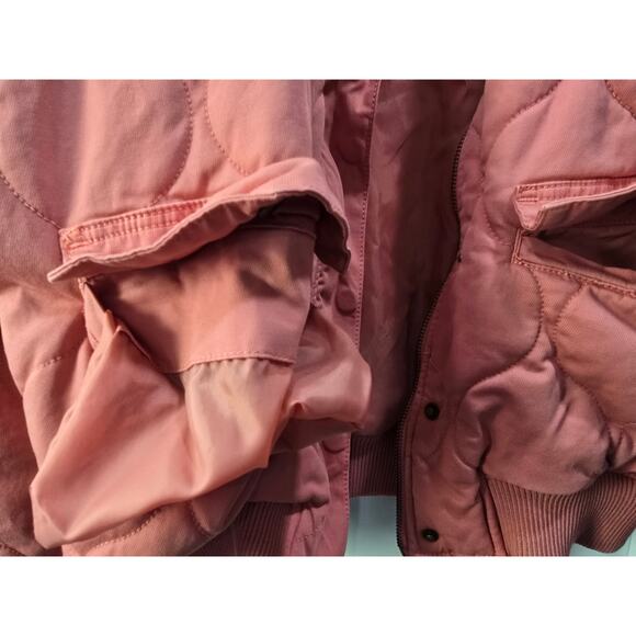 Universal Thread Quilted Bomber Jacket – Size Medium - Picture 12 of 16